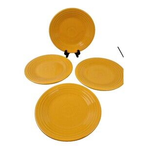 Set of 4 Fiesta Ware Homer Laughlin Classic Rim Luncheon Plates 9 " Daffodil